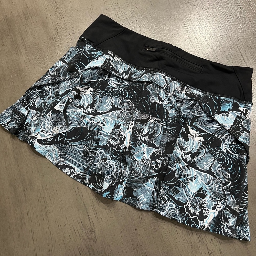 Lululemon Play on Pleats Skirt in 6R